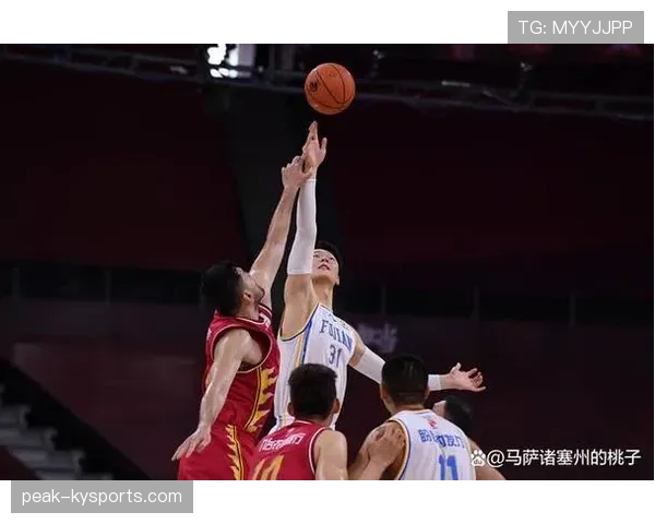 篮球争议球处理规则中裁判判定球权归属的依据究竟是什么 篮球争议球处理规则中裁判判定球权归属的依据究竟是什么
